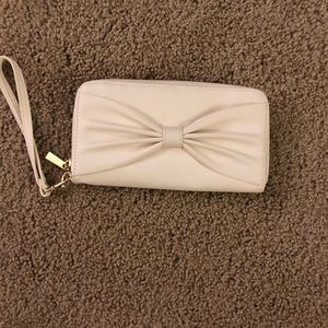 Target Bow Wristlet
